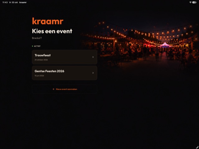 Kraamr op tablet met een lijst van evenementen en de mogelijkheid om een event te kiezen